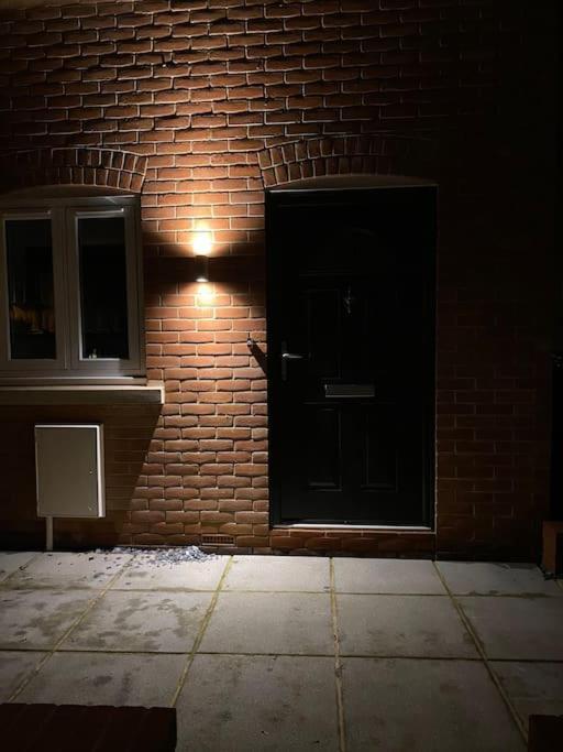 New Studio Apartment - Minutes Walk To Cathedral Salisbury Zewnętrze zdjęcie